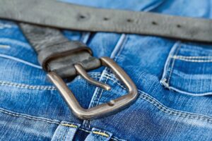 骨盤ベルトを使った姿勢改善が野球の肩肘に与える影響とは？
