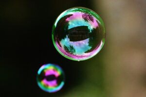 指圧ボールで肘の内側をほぐす方法とは？
